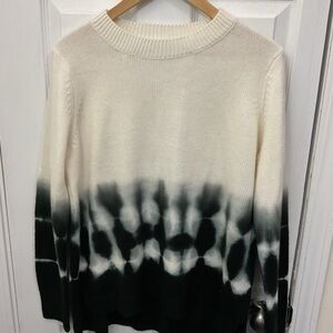 Simply Vera Vera Wang Black and White Gradient Sweater
